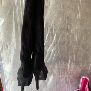 Kardashian Kollection Shoes - Knee high suede boots Kardashian Kollection Shoes - Knee high suede boots